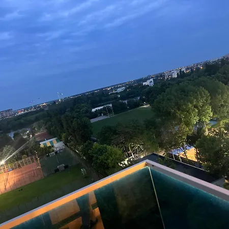 In Town Apartment *