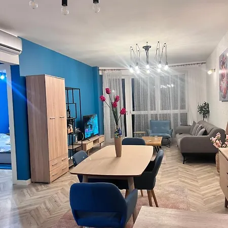 Apartment In Town *